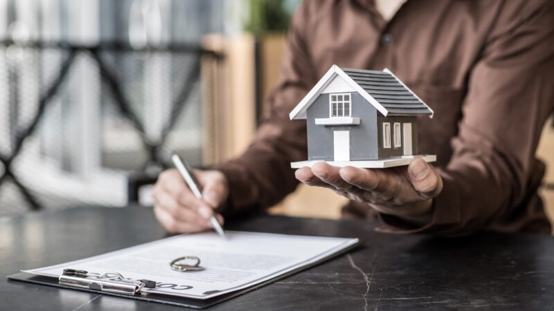 Flat Fee MLS New Mexico vs. Traditional Agents