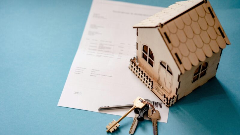 What Documents Do Texas Sellers Need Before Submitting a Flat Fee MLS Texas Listing?